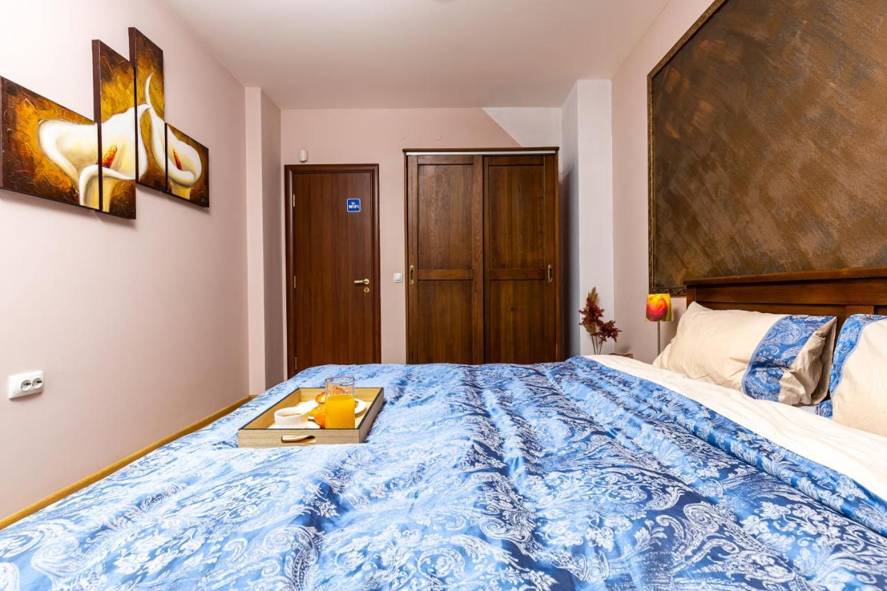 The Walnut 2Bd Apartment Plovdiv Exteriör bild